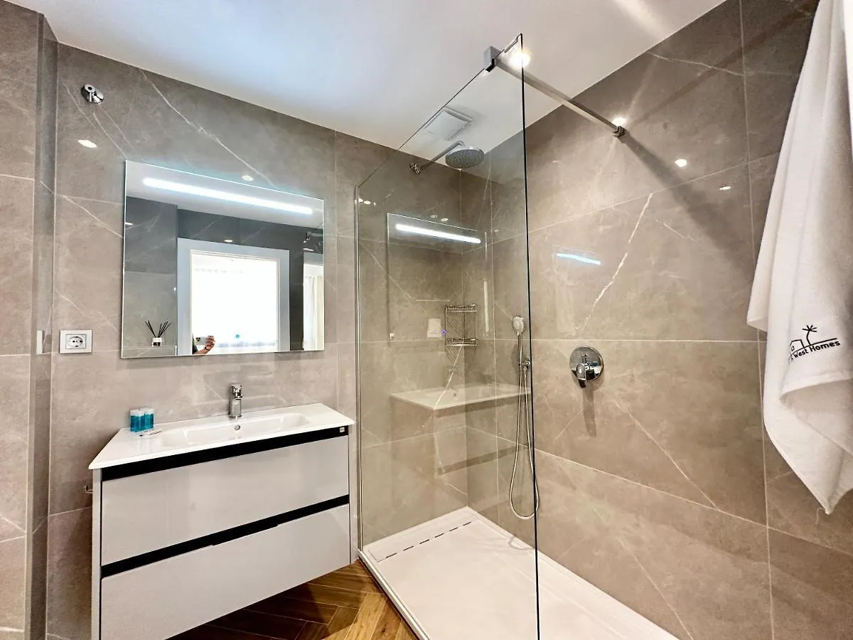 Newly Renovated Apartment In The Center Of Marbella - Eaw Homes